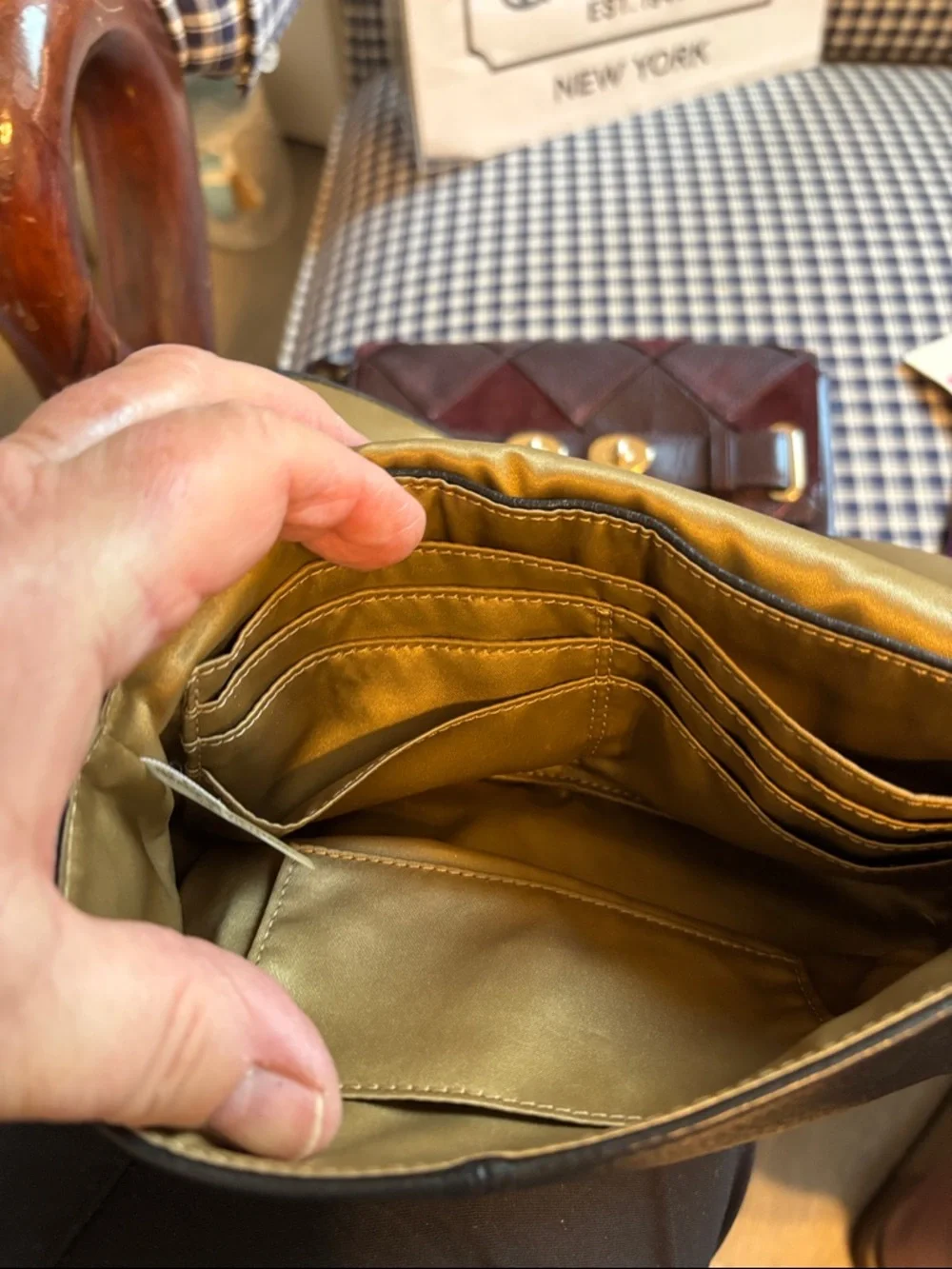 Coach Park large flap Black Pebbled Leather clutch - Picture 9 of 10